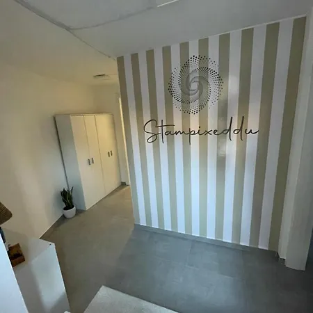 شقة Stampixeddu *